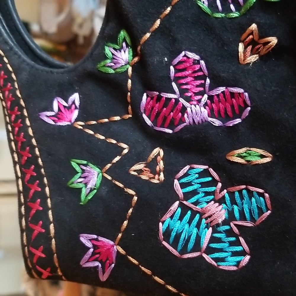 J Renee Black Suede Leather Embroidered Bag - Picture 6 of 12